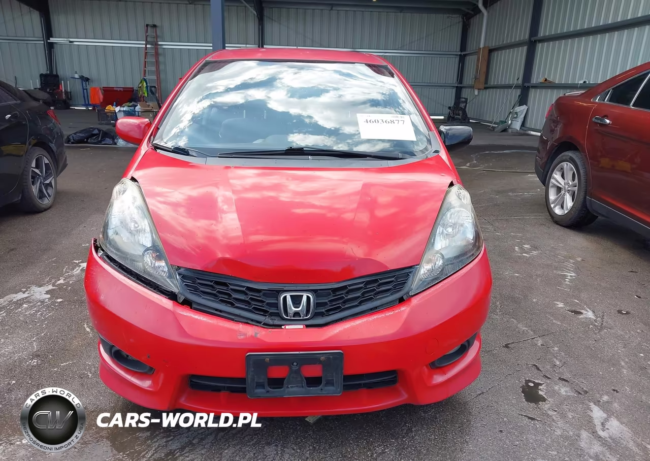2012 Honda Fit Sport VIN:JHMGE8H58CC000991 - 12