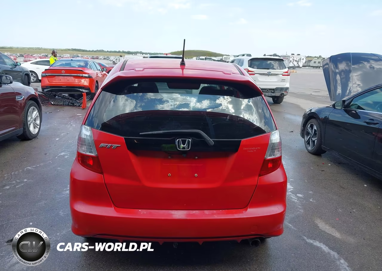2012 Honda Fit Sport VIN:JHMGE8H58CC000991 - 16