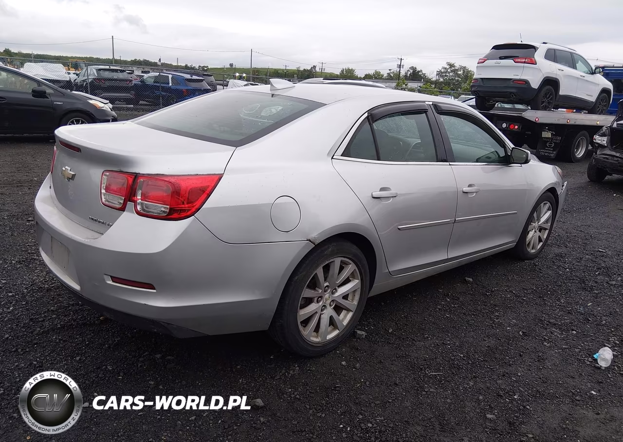 2015 Chevrolet Malibu 2Lt VIN:1G11D5SL7FU139730 - 4