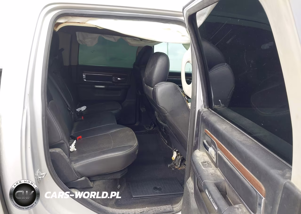 2016 Ram 1500 Laramie VIN:1C6RR6NT4GS241164 - 8