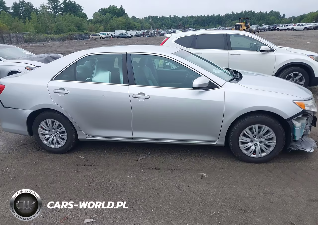 2013 Toyota Camry Le VIN:4T1BF1FK3DU233323 - 13