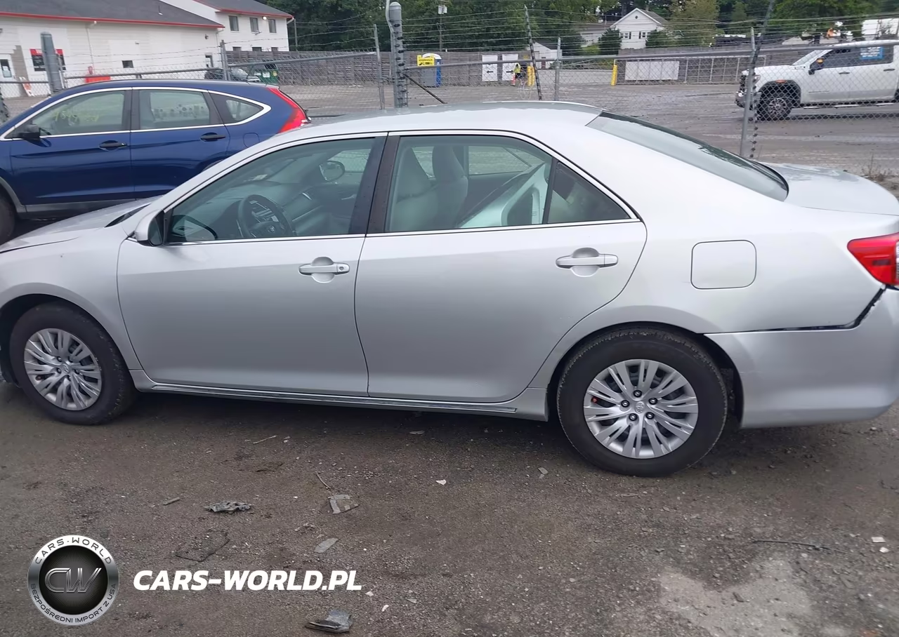 2013 Toyota Camry Le VIN:4T1BF1FK3DU233323 - 14