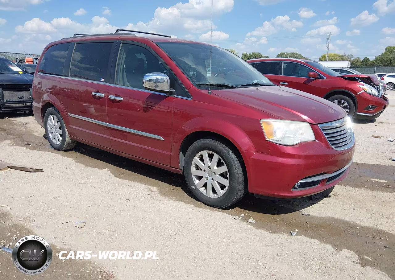 2011 Chrysler Town & Country Touring-L