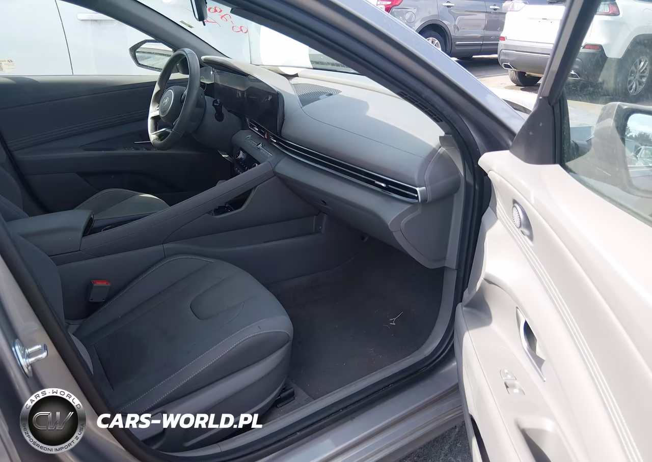 2025 Hyundai Elantra Sel Convenience VIN:KMHLS4DG1SU020822 - 5