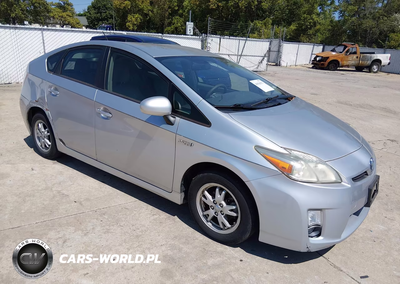 2011 Toyota Prius Two – zdjęcie 1 z 16