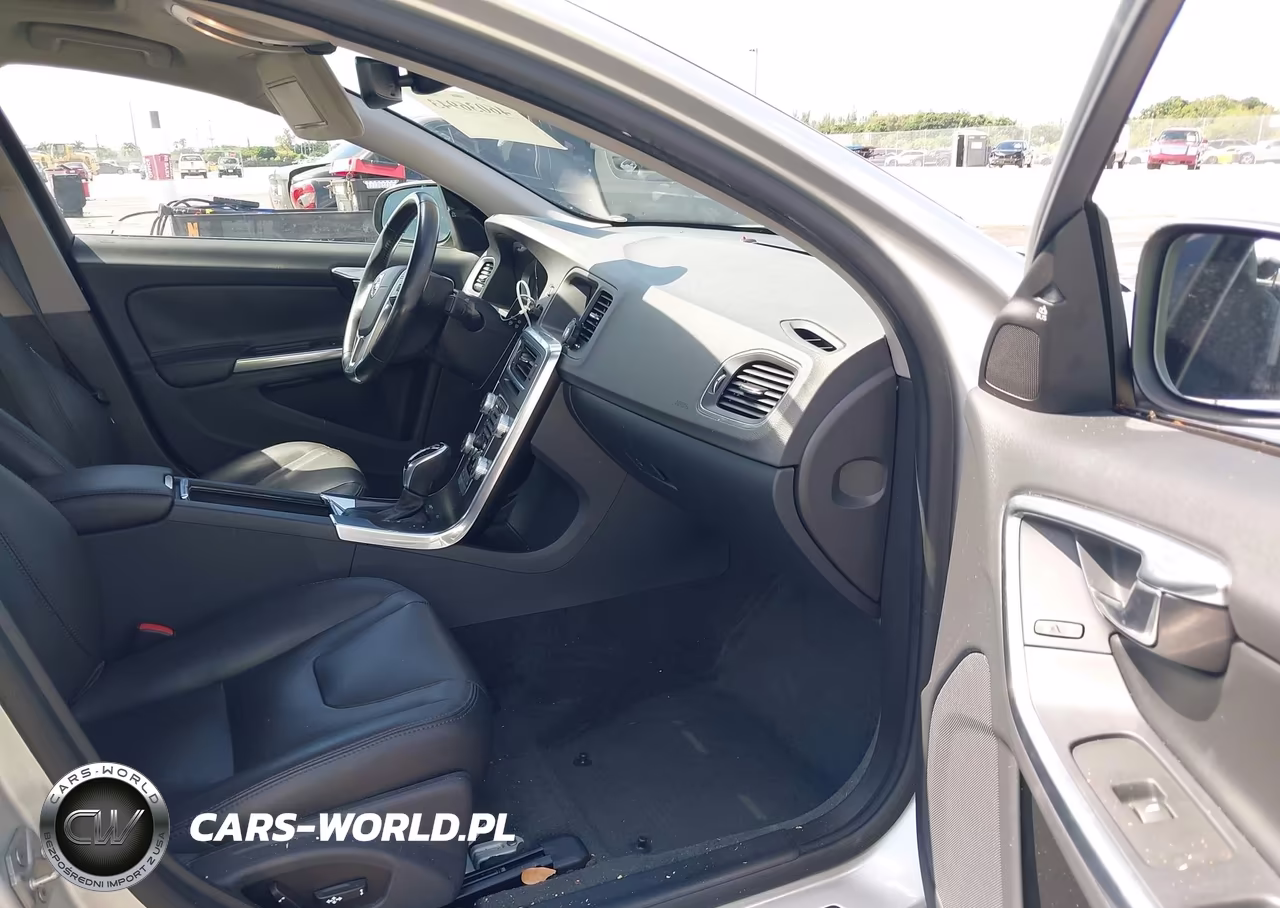 2015 Volvo S60 T5 Premier VIN:YV140MFK1F1369500 - 5