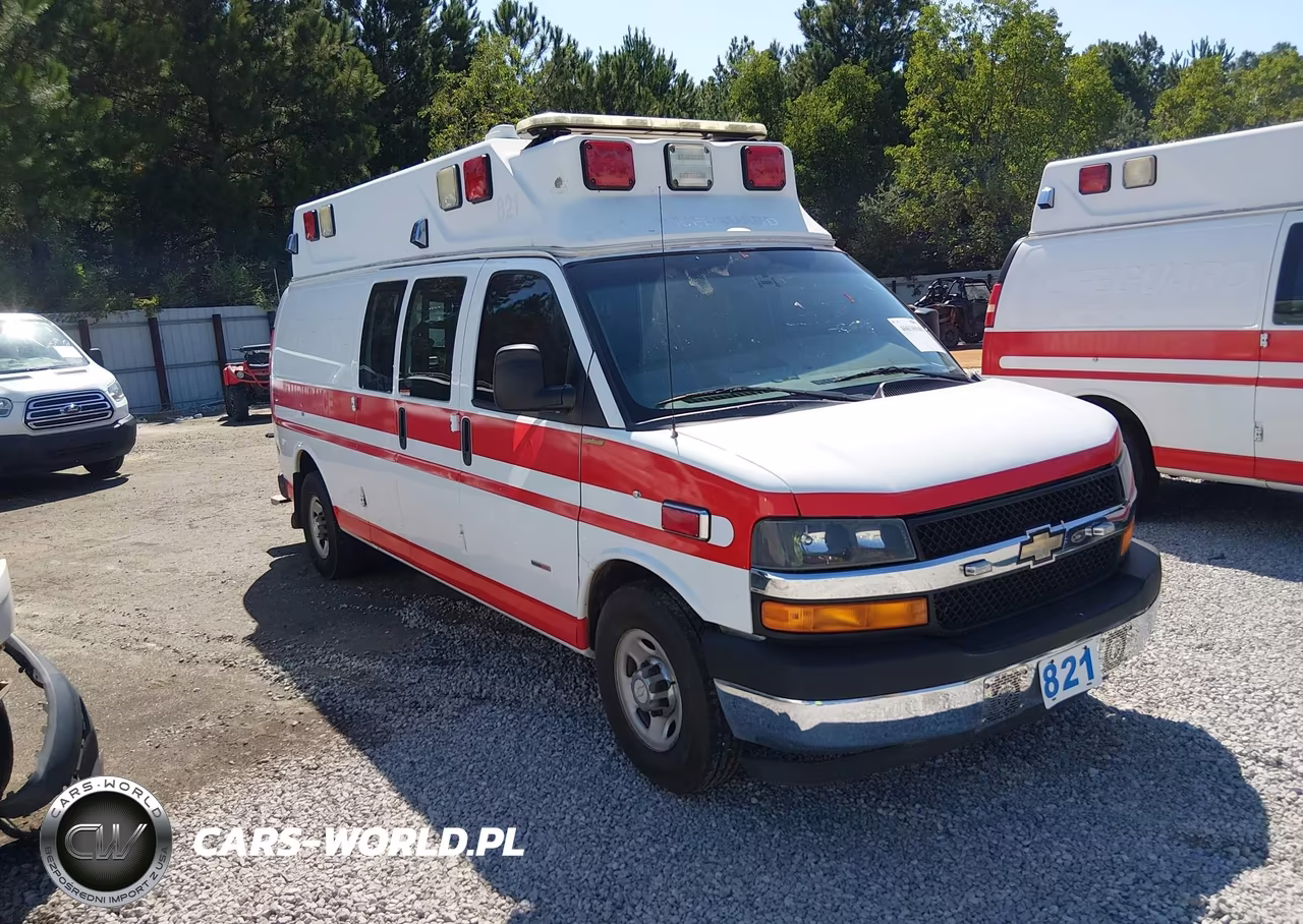 2016 Chevrolet Express 3500 Diesel VIN:1GBZGHCL2G1332585 - 1