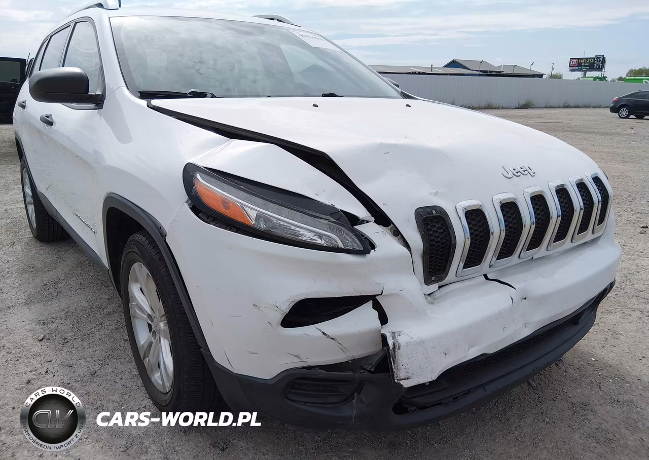 2015 Jeep Cherokee Sport VIN:1C4PJLAB7FW637227 - 6