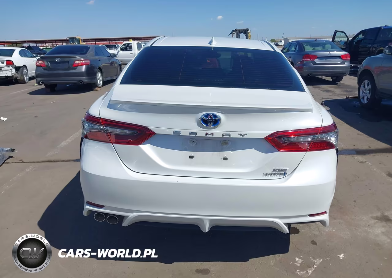 2022 Toyota Camry Xse Hybrid VIN:4T1K31AKXNU574297 - 16