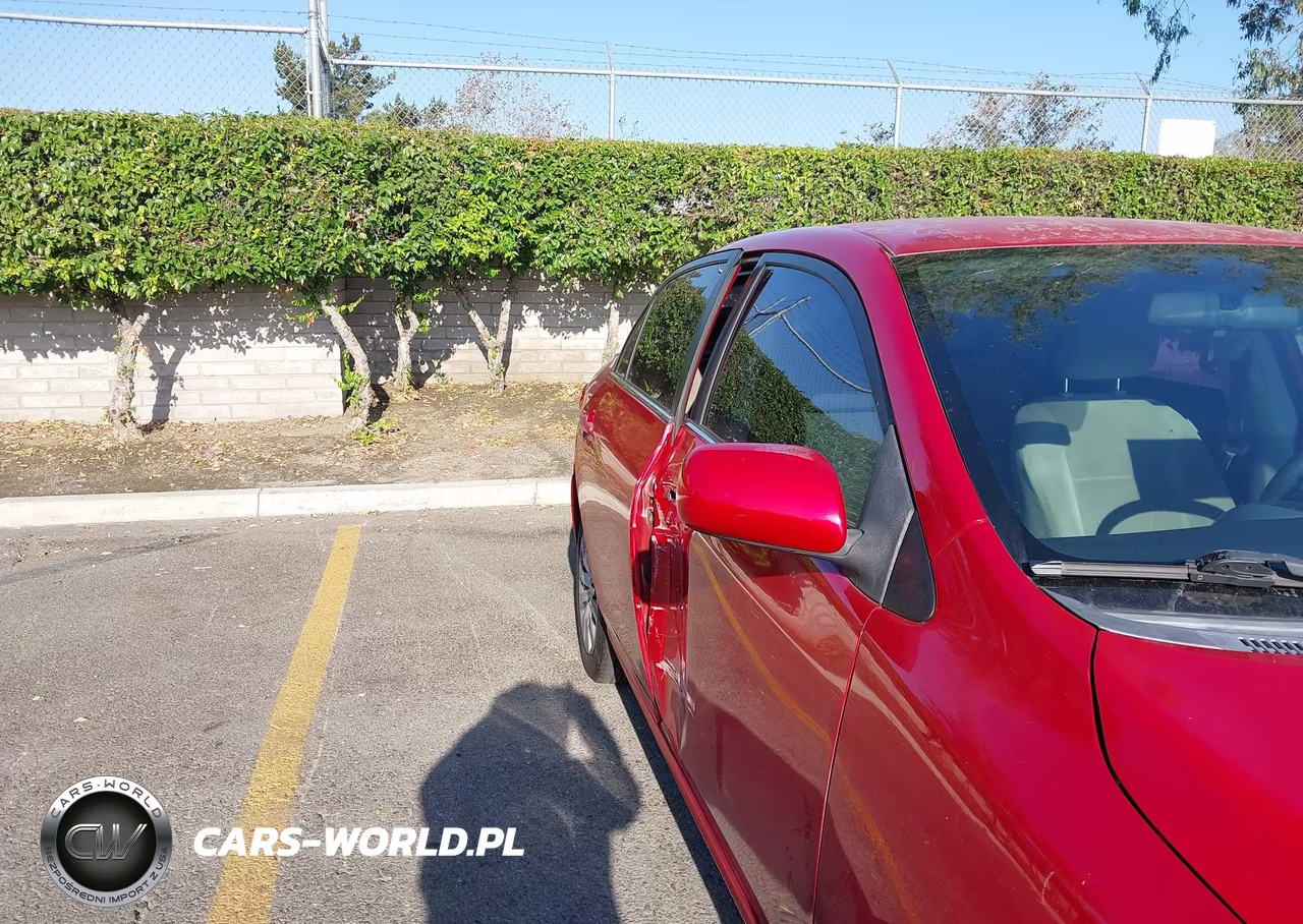 2013 Toyota Corolla Le VIN:5YFBU4EEXDP211436 - 12