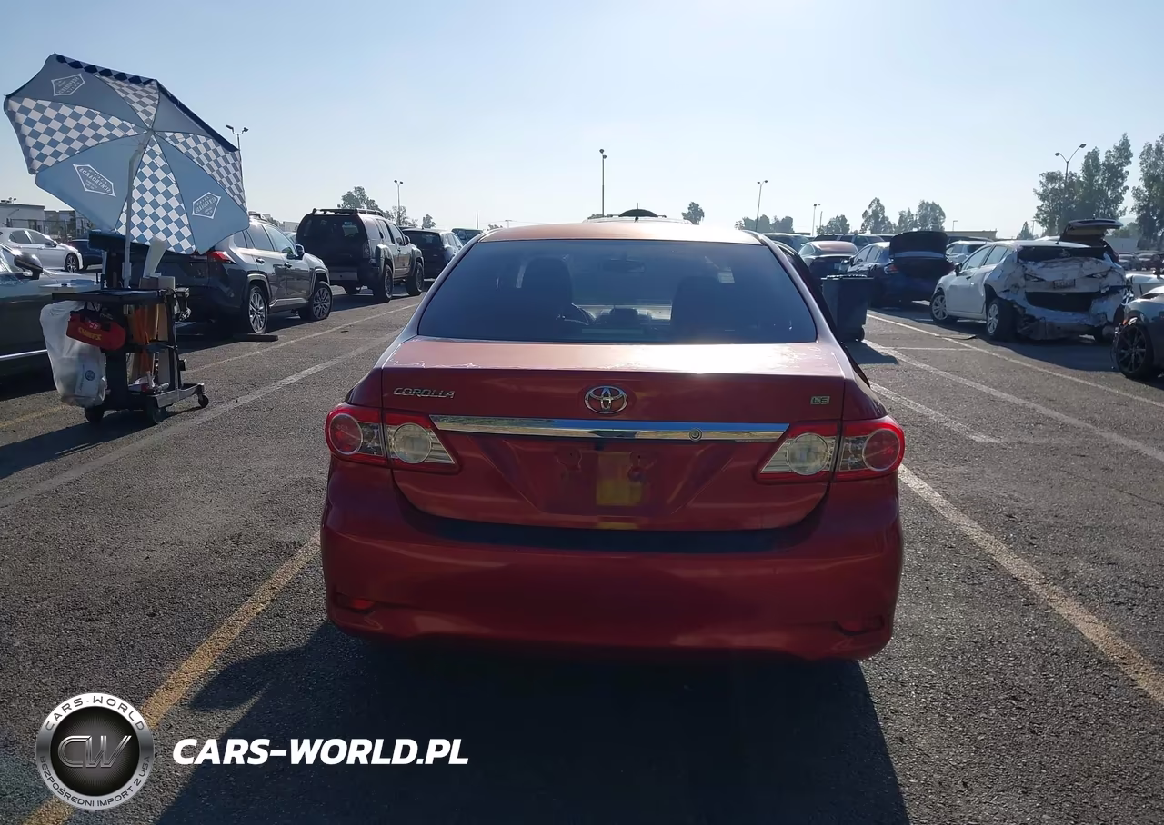 2013 Toyota Corolla Le VIN:5YFBU4EEXDP211436 - 19
