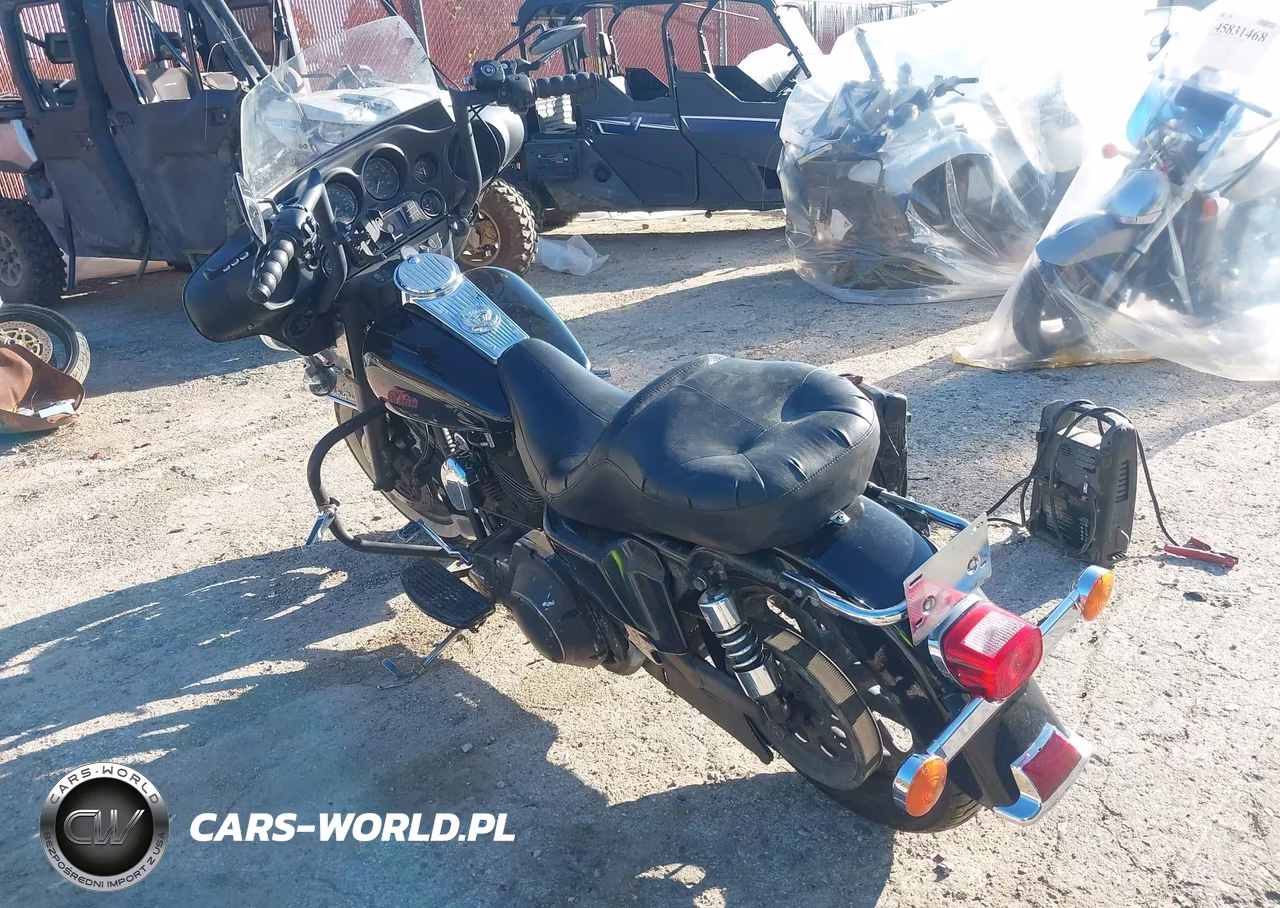 2002 Harley-Davidson Flhtcui Shrine VIN:1HD1FLW112Y655937 - 3