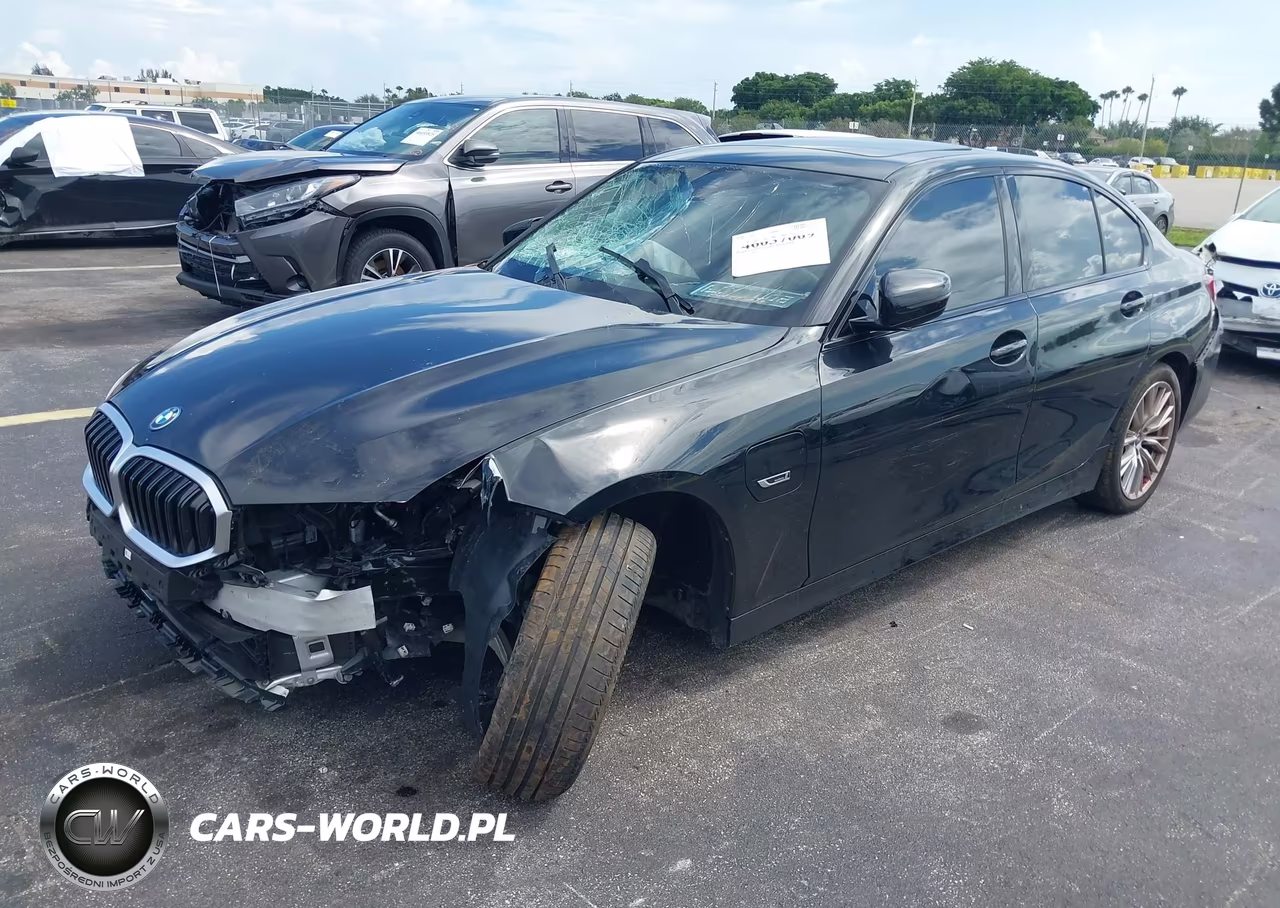 2023 BMW 330E VIN:3MW39FF07P8C83782 - 2