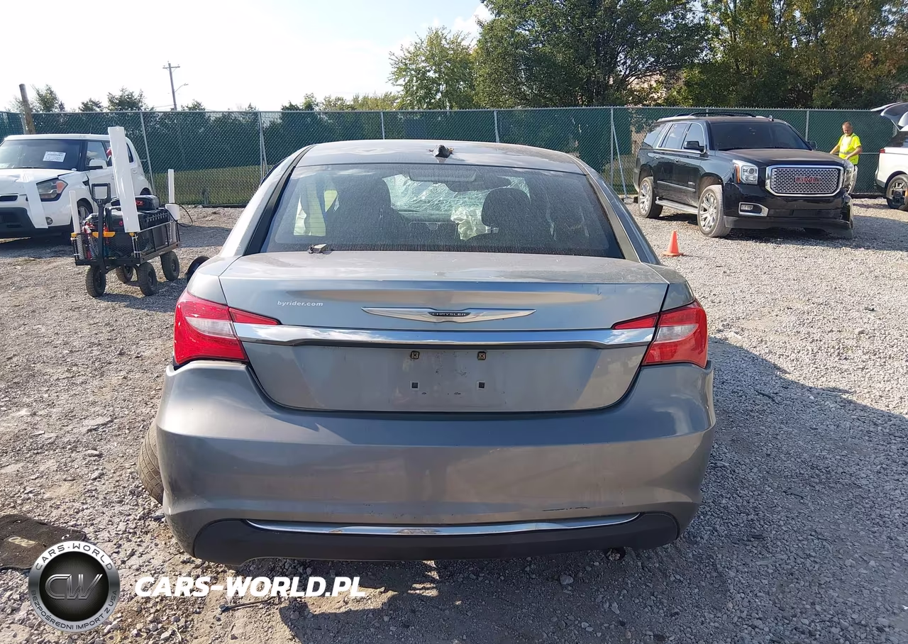 2012 Chrysler 200 Touring VIN:1C3CCBBB8CN120624 - 15