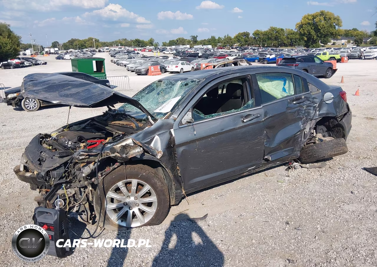 2012 Chrysler 200 Touring VIN:1C3CCBBB8CN120624 - 2