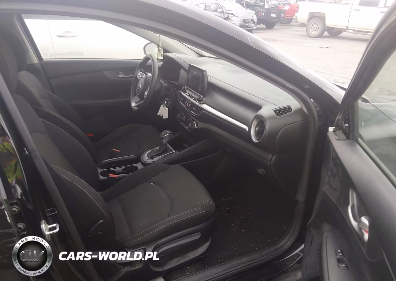 2019 Kia Forte Lxs VIN:3KPF24AD5KE057074 - 5