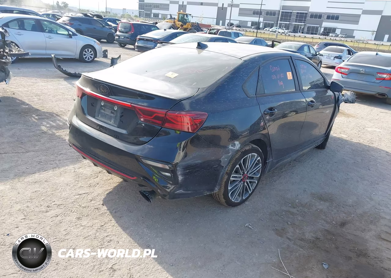 2021 Kia Forte Gt VIN:3KPF44AC9ME362212 - 4