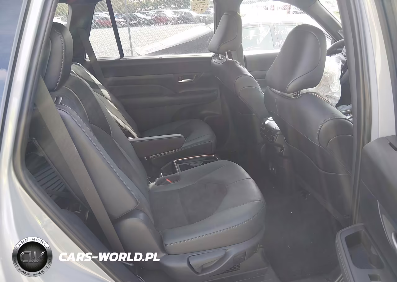 2026 Toyota Grand Highlander Hybrid Max Platinum VIN:5TDADAB51TS045912 - 8