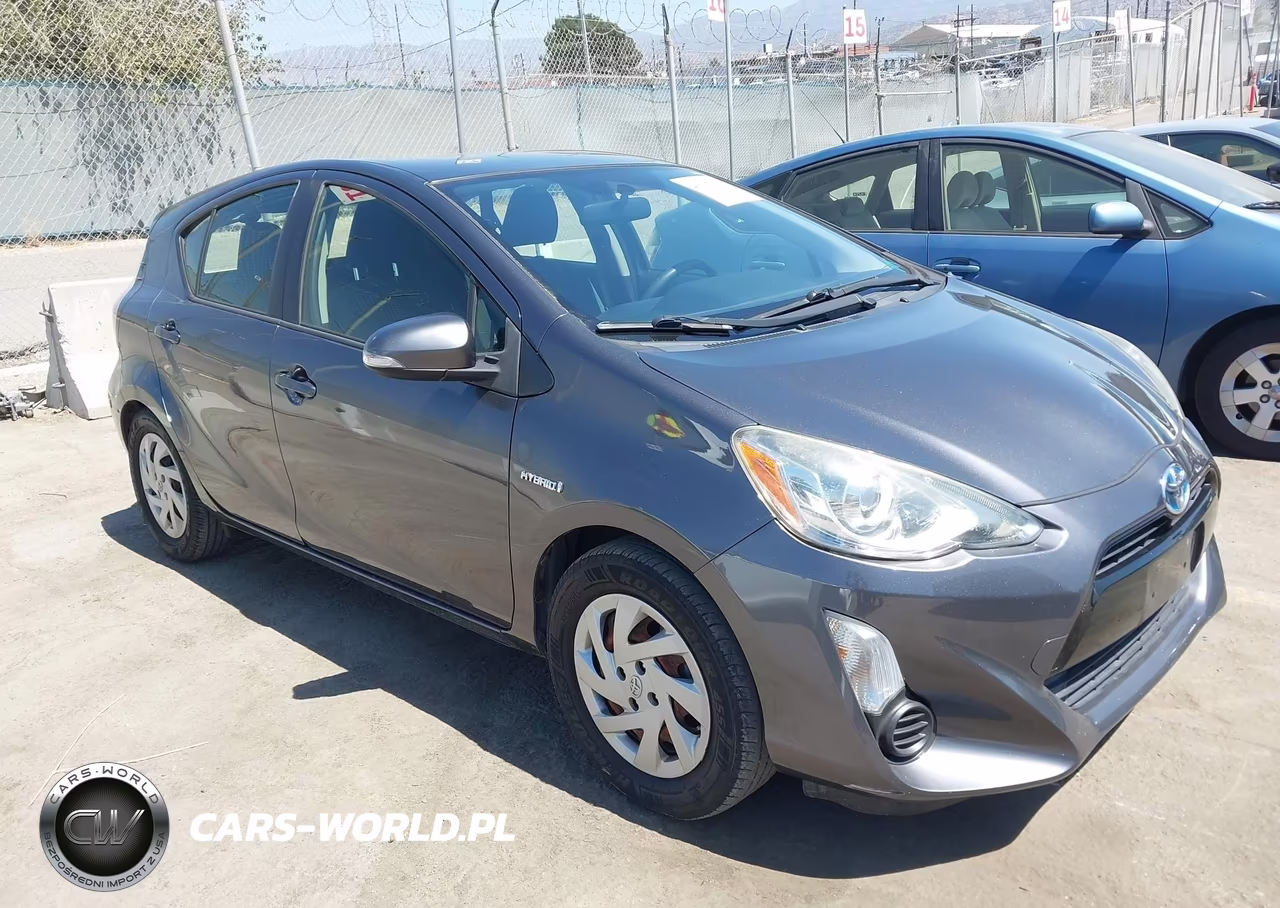 2015 Toyota Prius C Two