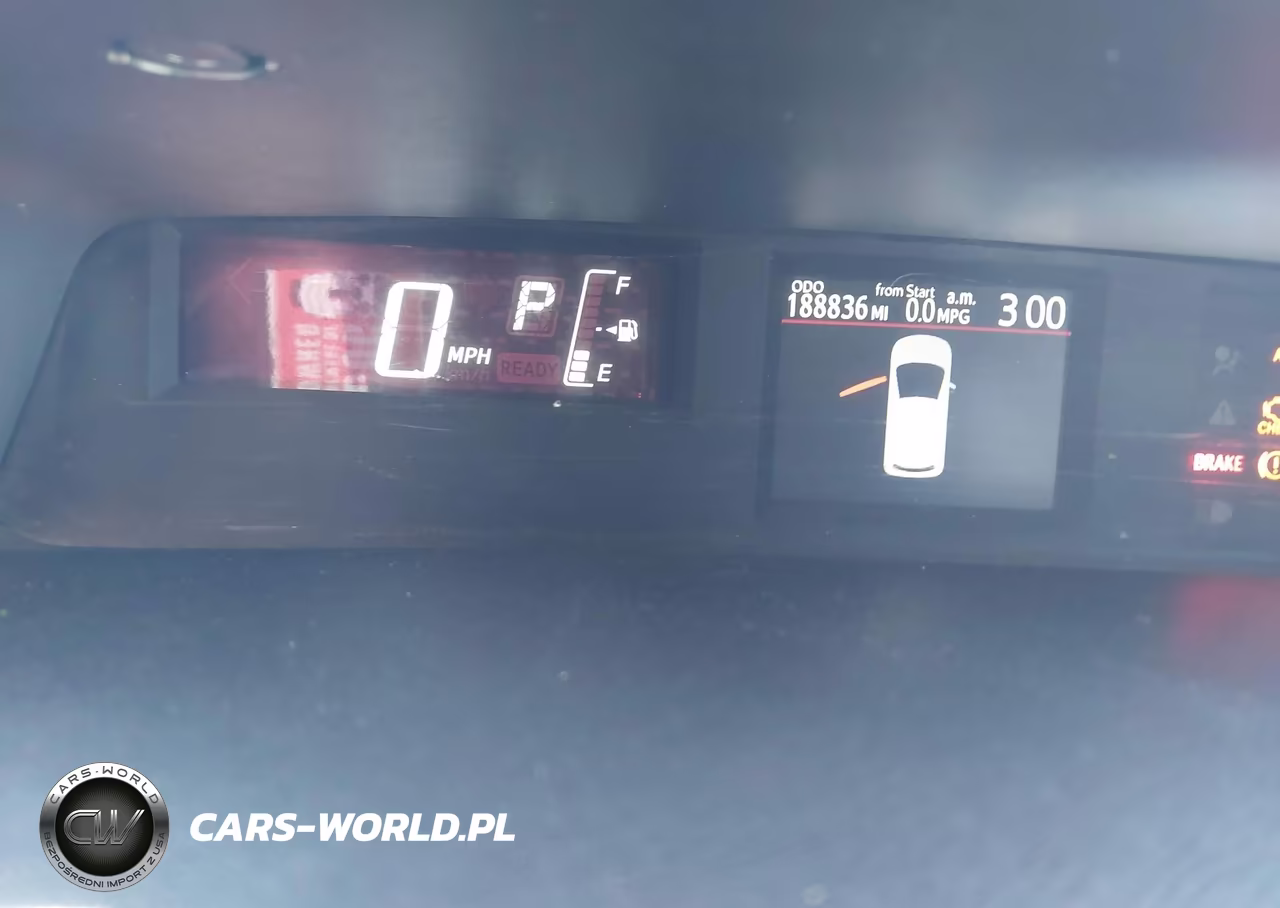 2015 Toyota Prius C Two VIN:JTDKDTB38F1584480 - 7