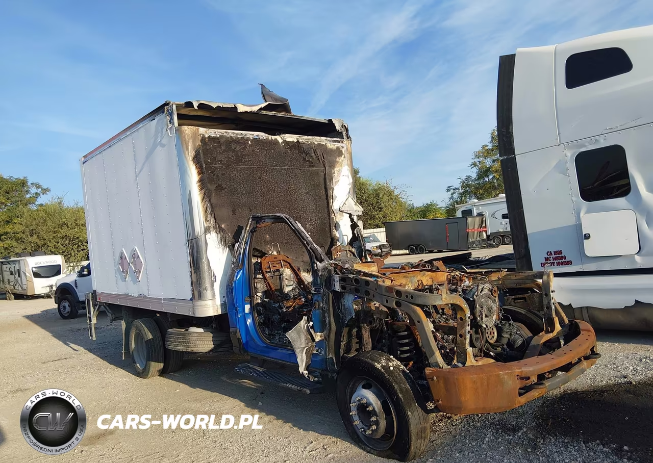 2022 Ford F-450 Chassis Xl