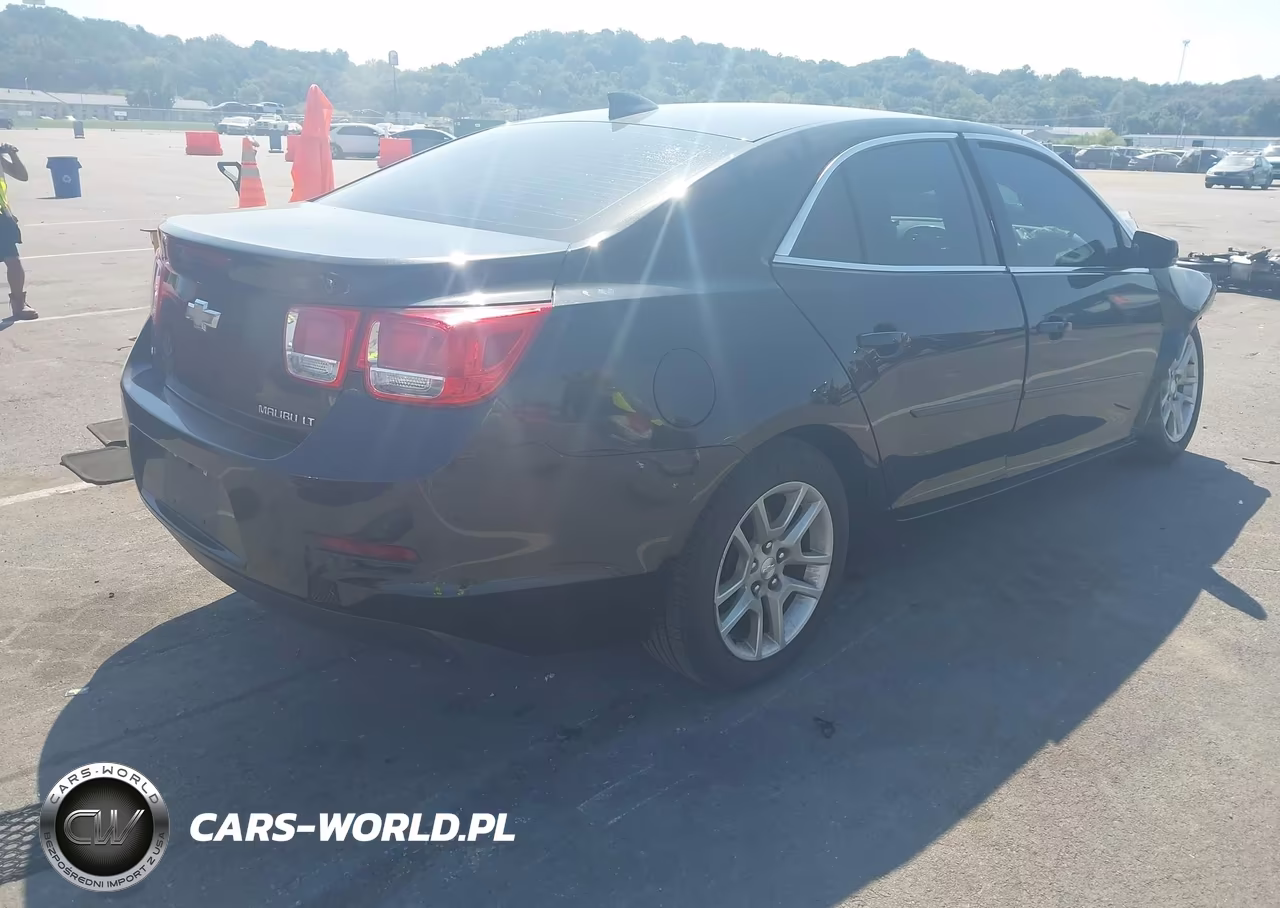 2015 Chevrolet Malibu 1Lt VIN:1G11C5SL7FF231444 - 4