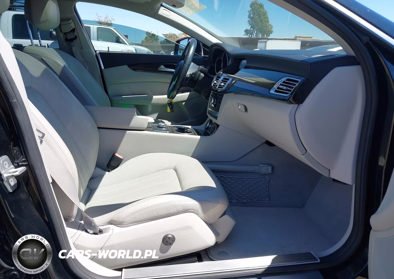 2013 Mercedes-Benz Cls 550 VIN:WDDLJ7DB8DA068924 - 5