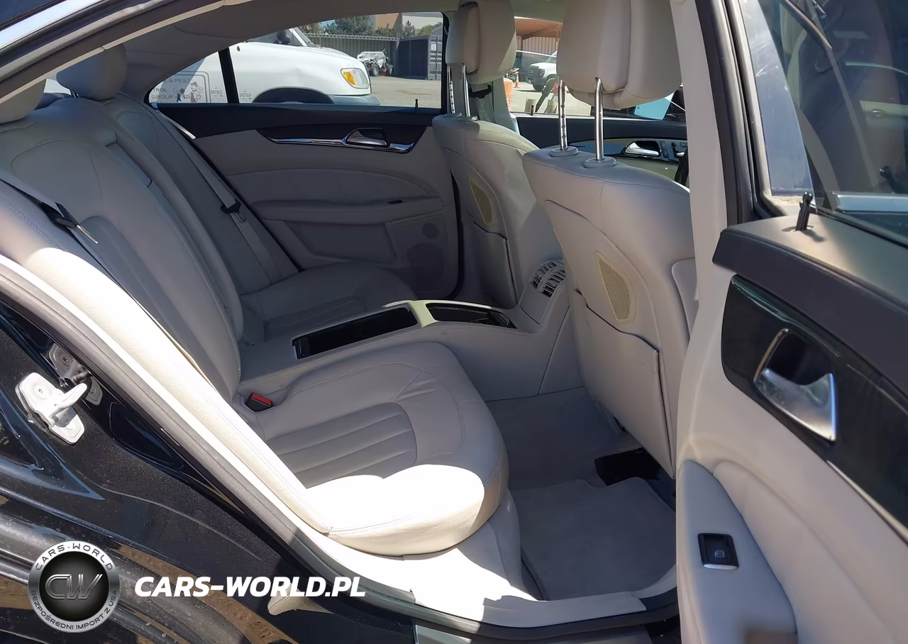 2013 Mercedes-Benz Cls 550 VIN:WDDLJ7DB8DA068924 - 8