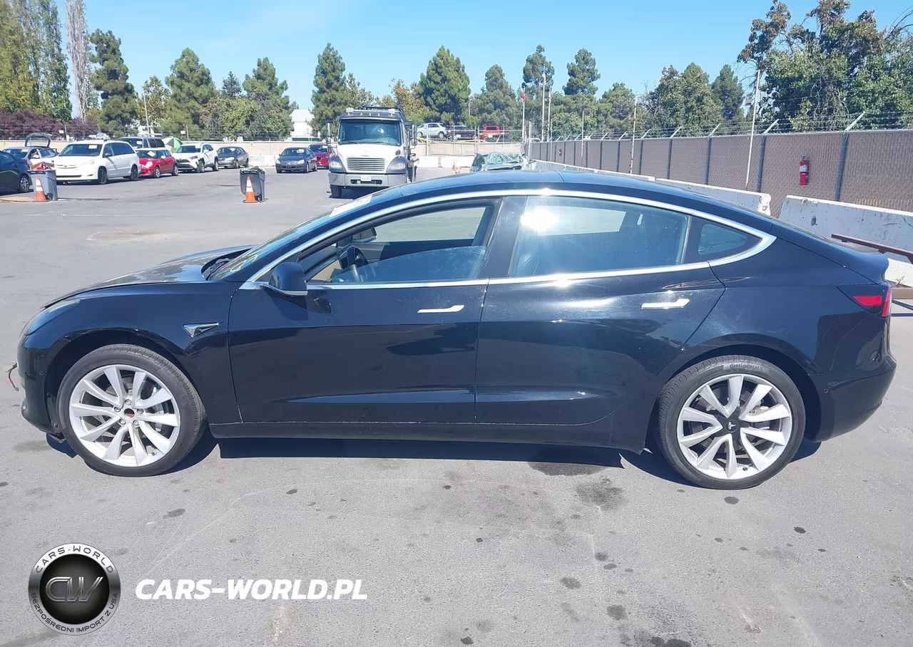 2018 Tesla Model 3 Long Range-Mid Range VIN:5YJ3E1EA9JF009353 - 15