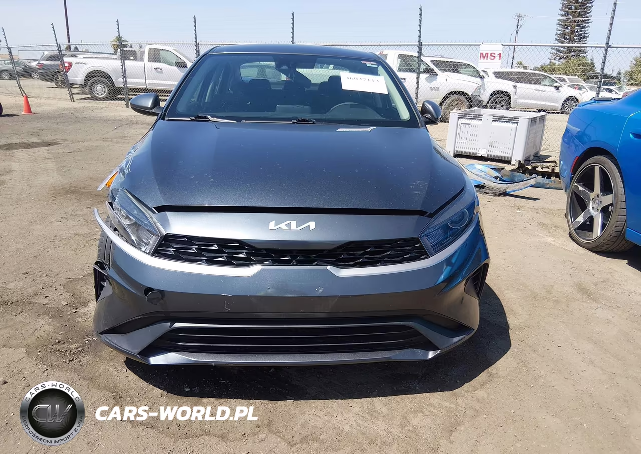 2023 Kia Forte Lxs VIN:3KPF24AD3PE649094 - 12