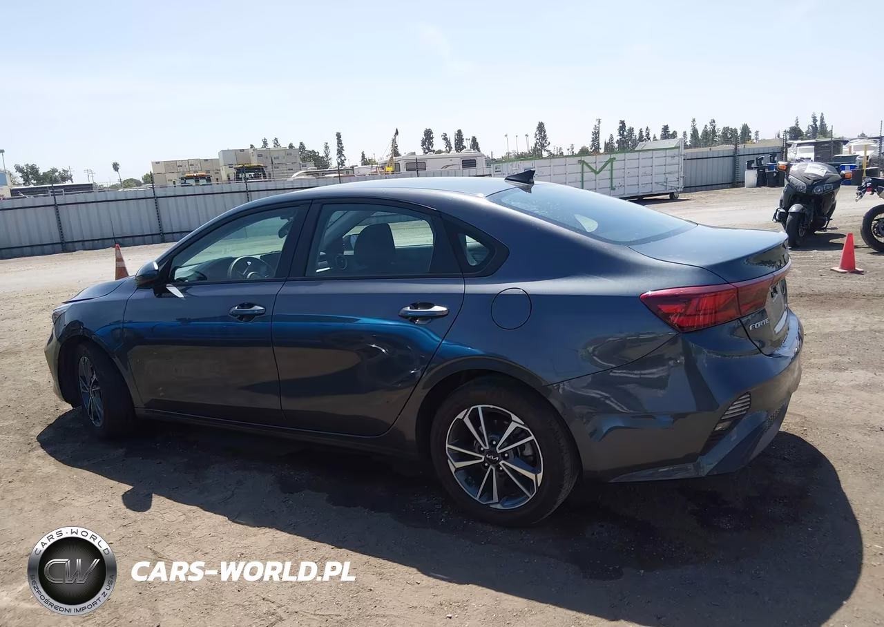 2023 Kia Forte Lxs VIN:3KPF24AD3PE649094 - 14
