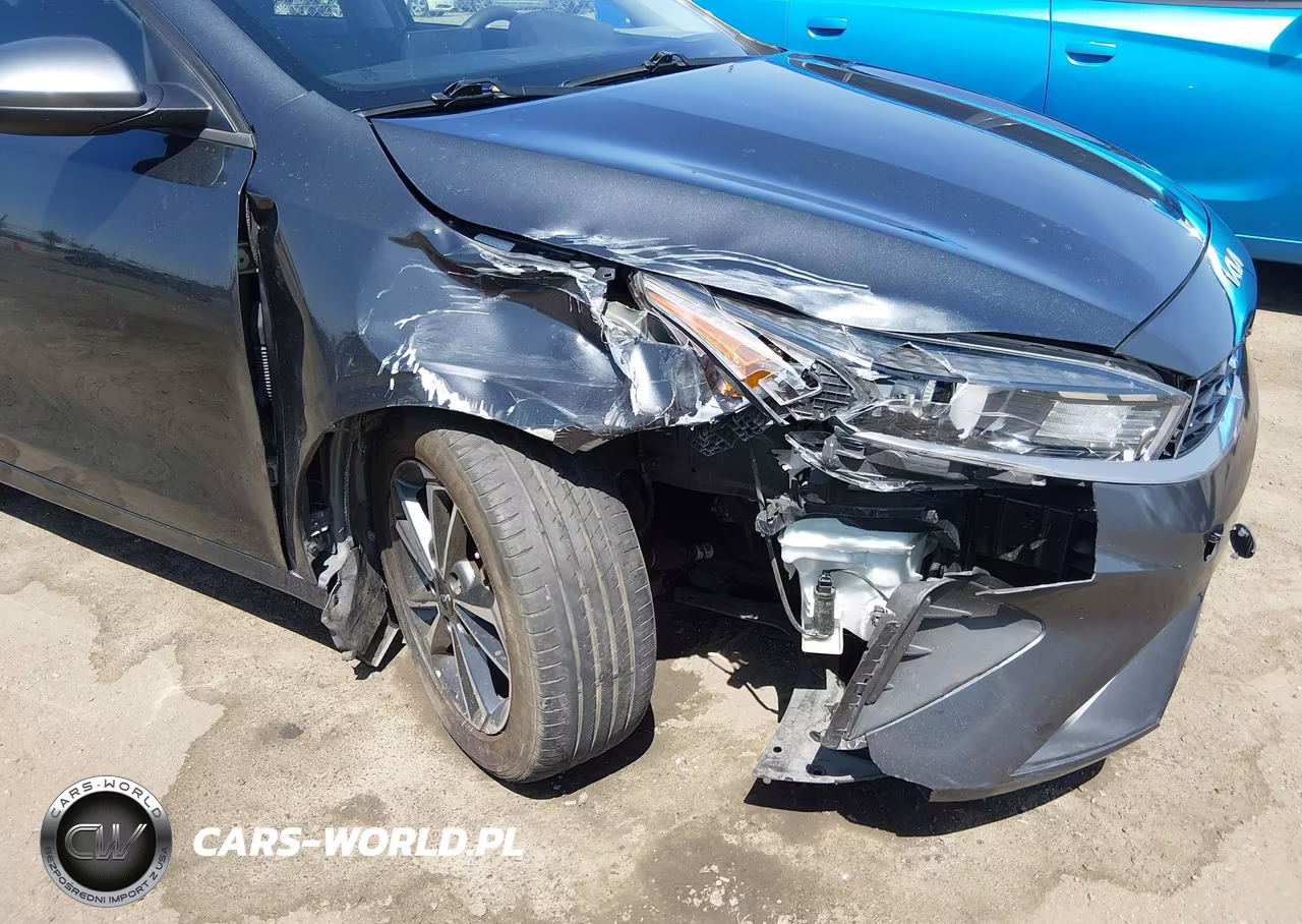 2023 Kia Forte Lxs VIN:3KPF24AD3PE649094 - 6