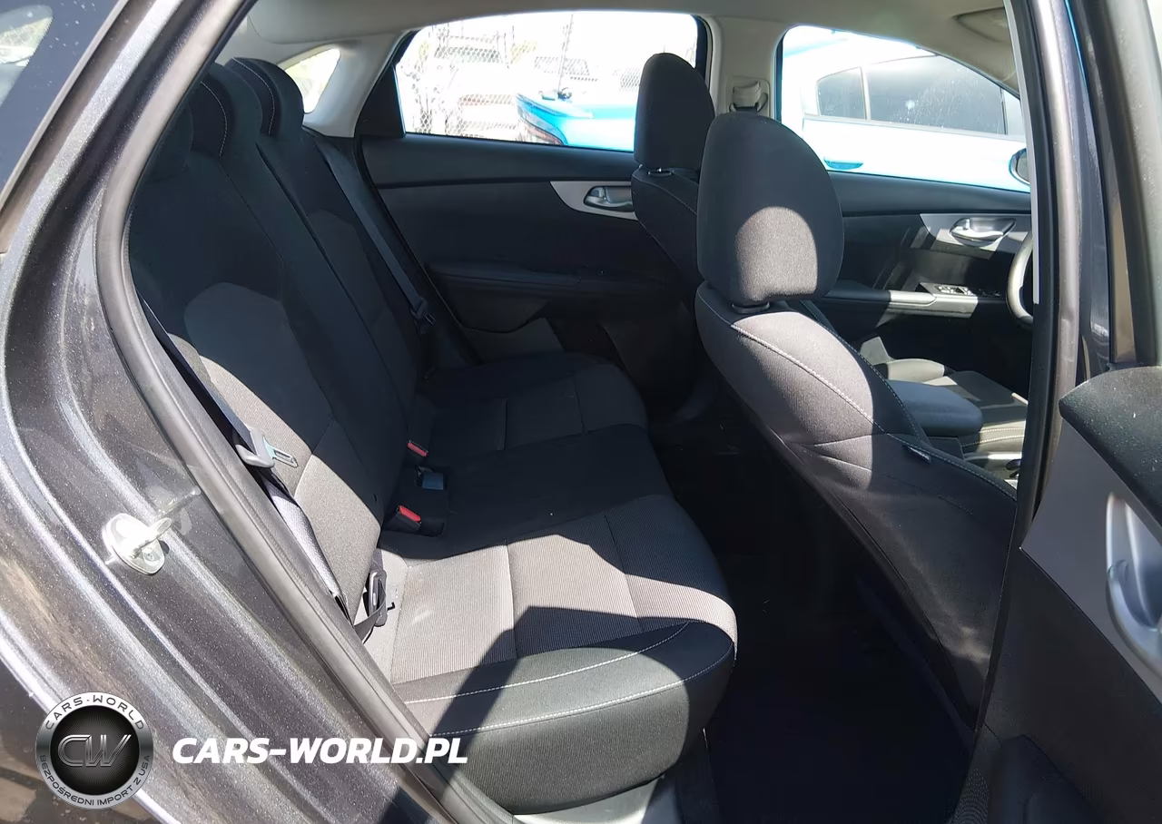 2023 Kia Forte Lxs VIN:3KPF24AD3PE649094 - 8
