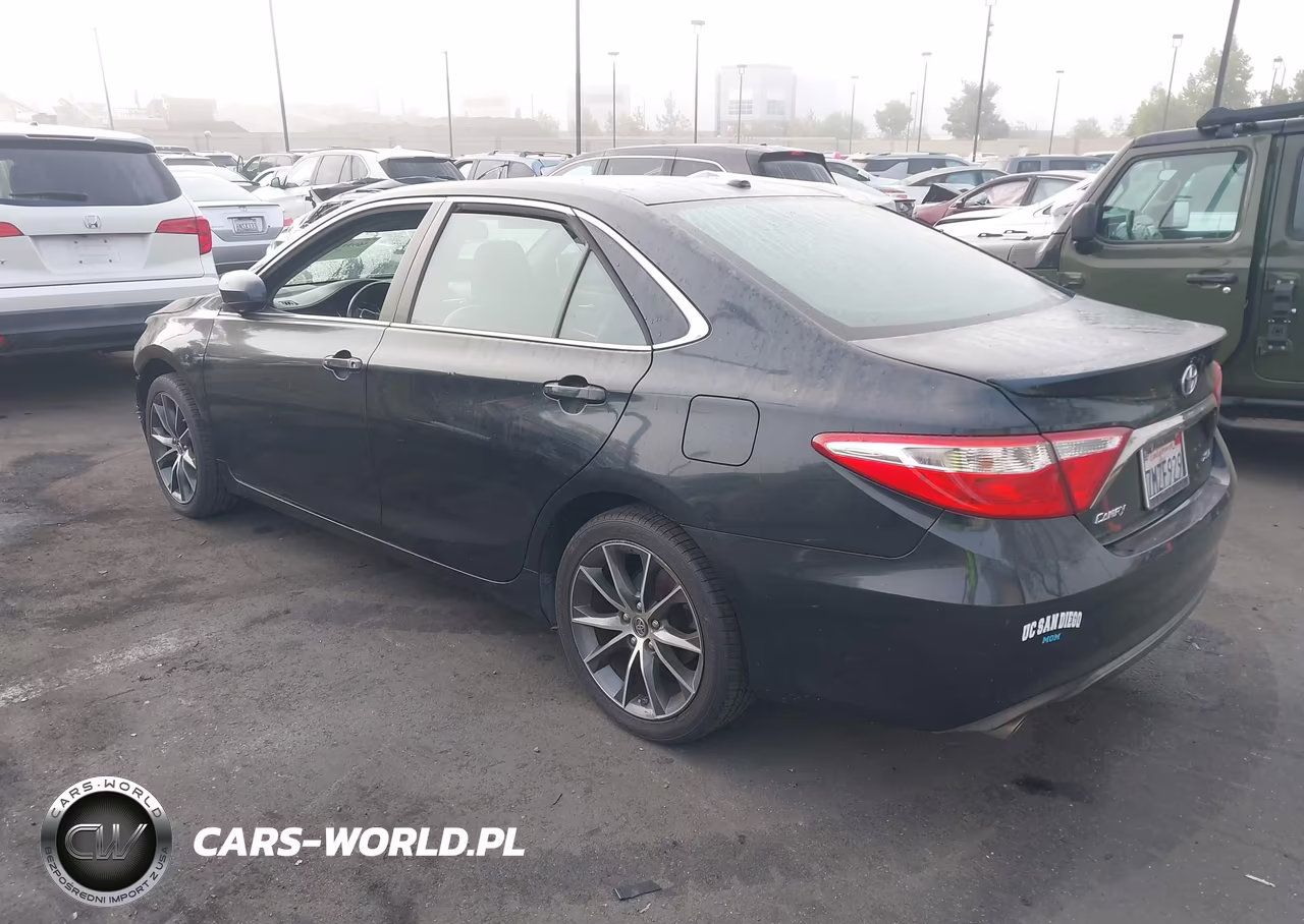 2015 Toyota Camry Xse V6 VIN:4T1BK1FK4FU555094 - 3
