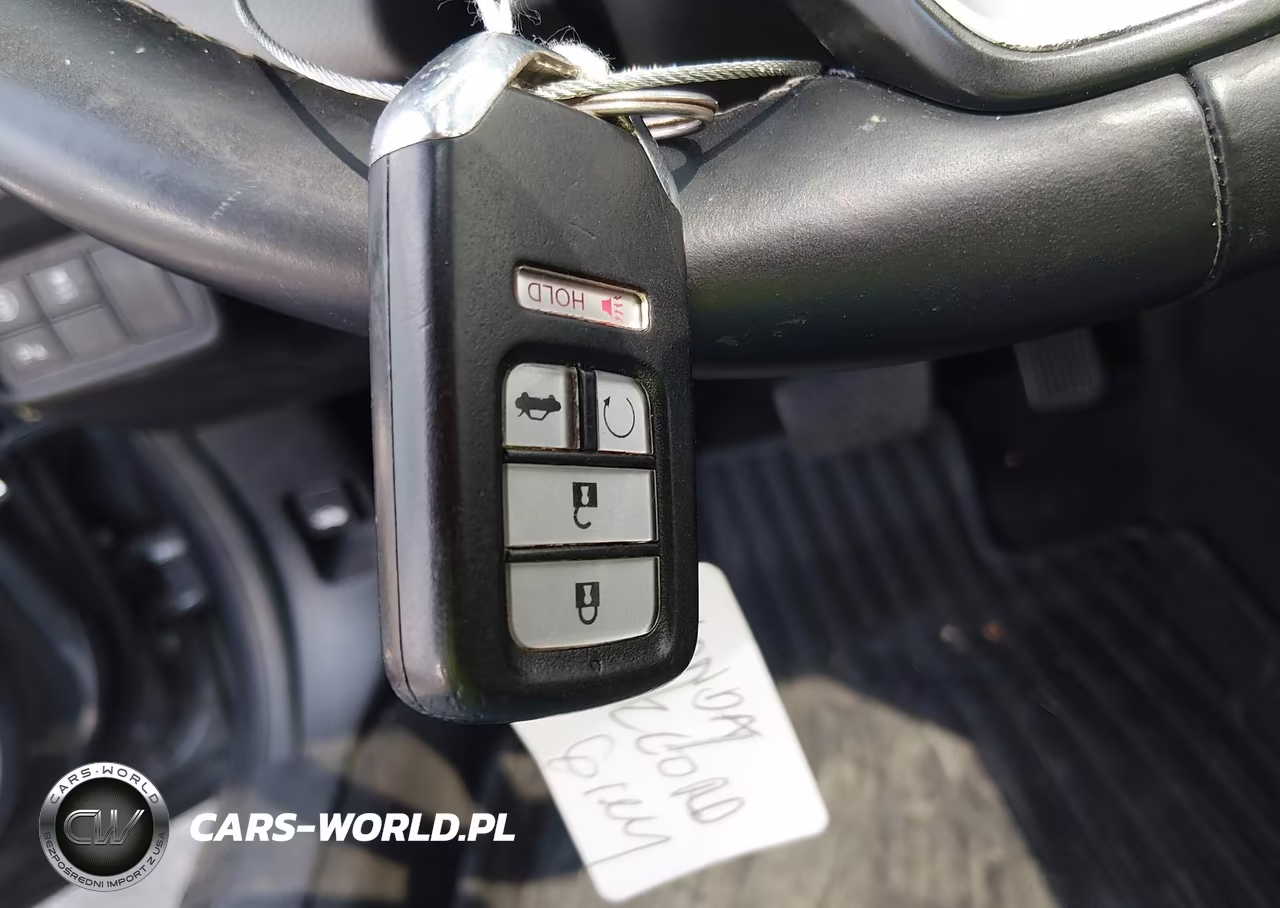 2018 Honda Accord Touring VIN:1HGCV1F95JA023202 - 11