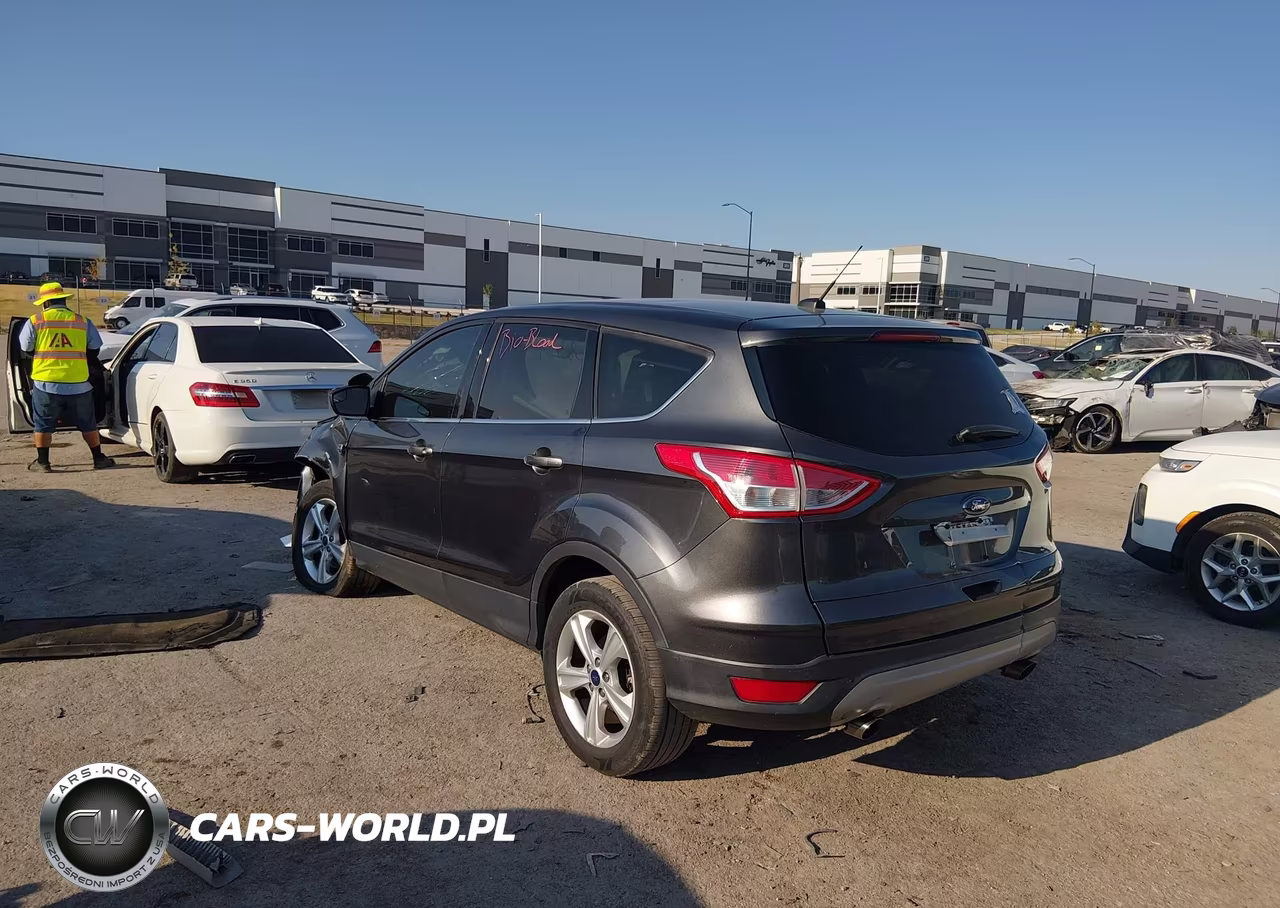 2016 Ford Escape Se VIN:1FMCU0G76GUB13910 - 3