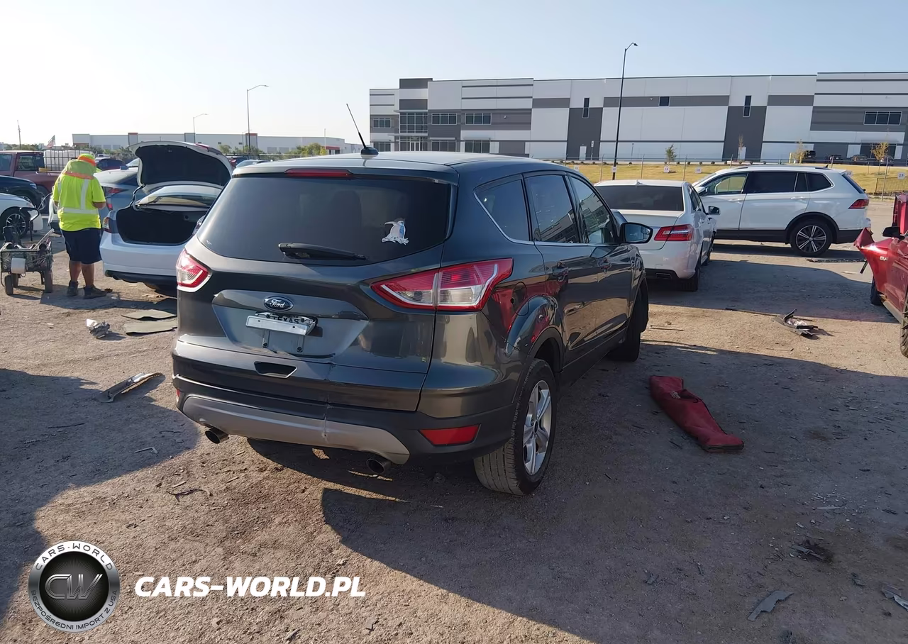 2016 Ford Escape Se VIN:1FMCU0G76GUB13910 - 4