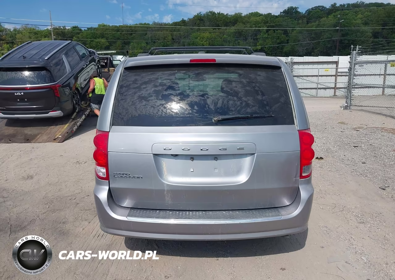 2019 Dodge Grand Caravan Sxt VIN:2C4RDGCG6KR786912 - 17
