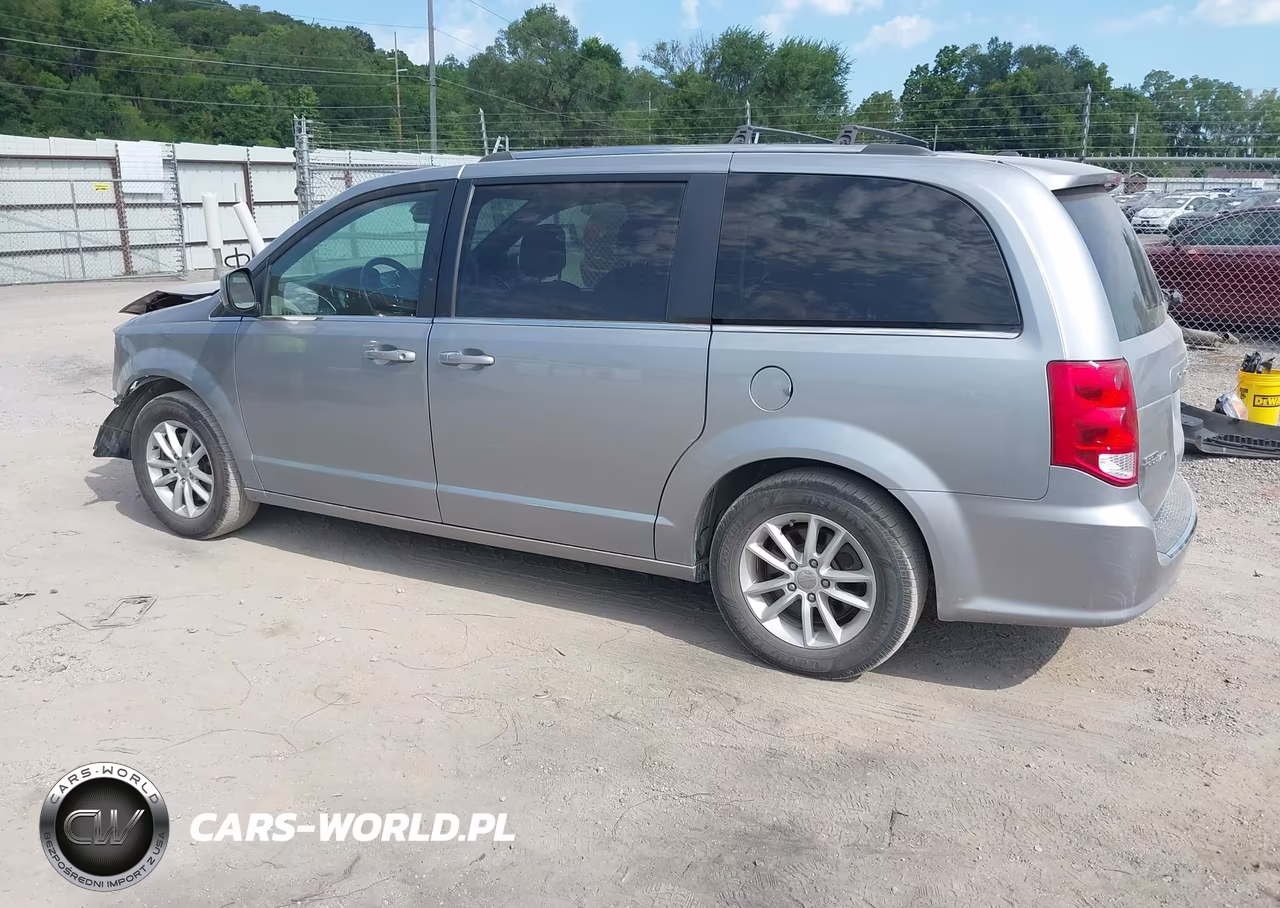 2019 Dodge Grand Caravan Sxt VIN:2C4RDGCG6KR786912 - 3