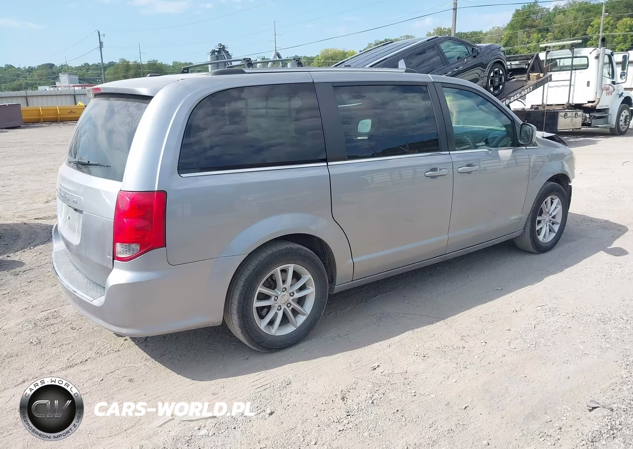 2019 Dodge Grand Caravan Sxt VIN:2C4RDGCG6KR786912 - 4