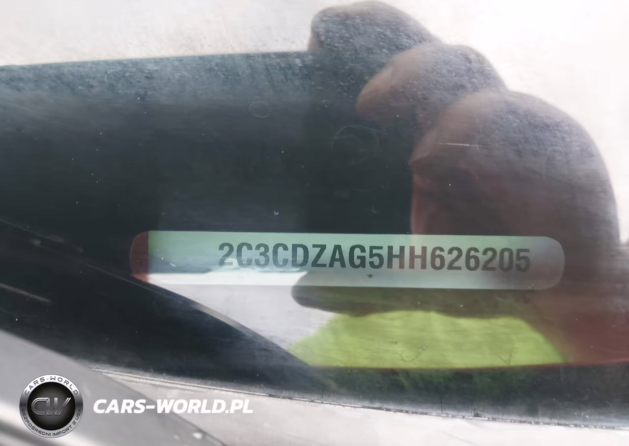 2017 Dodge Challenger Sxt Plus VIN:2C3CDZAG5HH626205 - 9