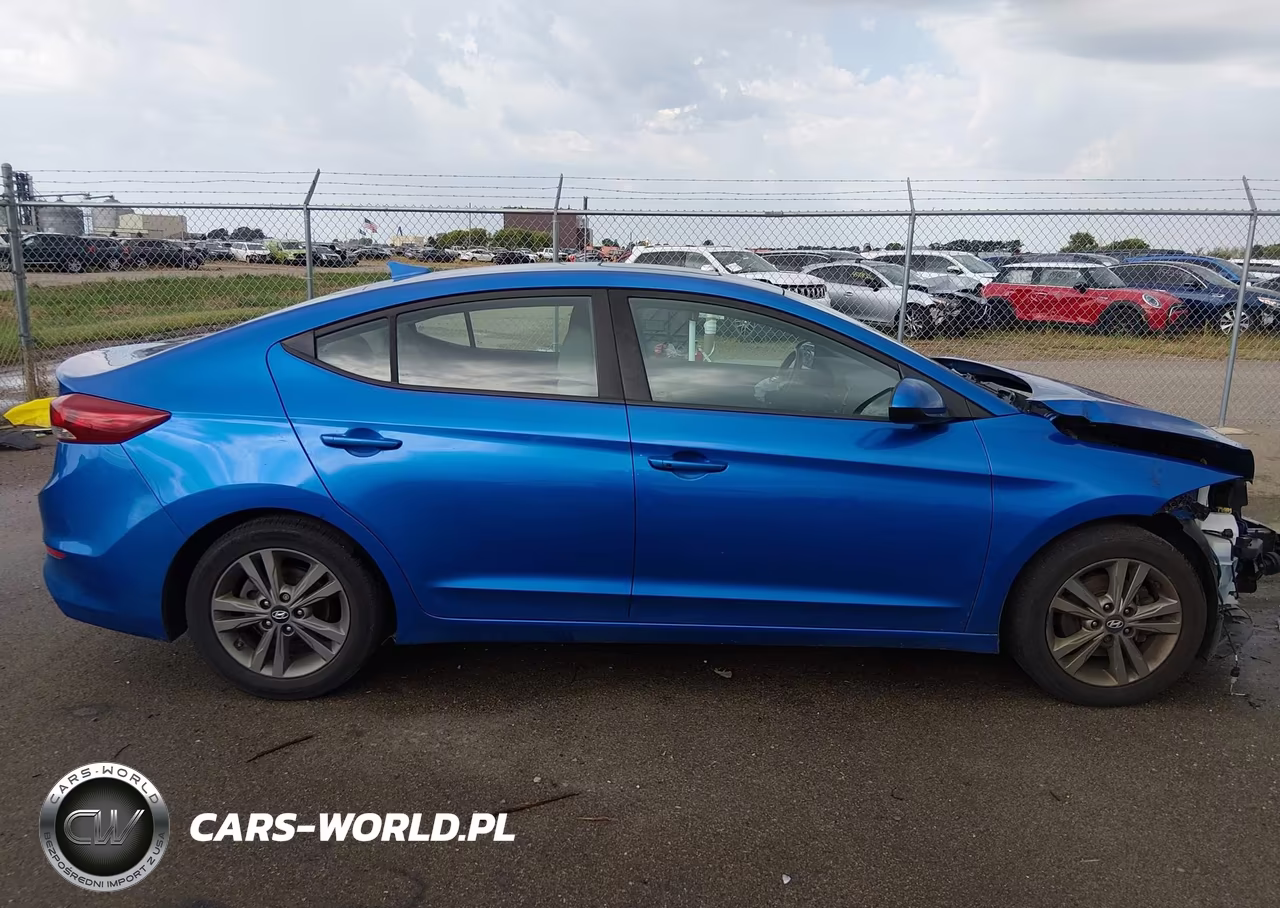 2018 Hyundai Elantra Value Edition VIN:5NPD84LF2JH382960 - 14