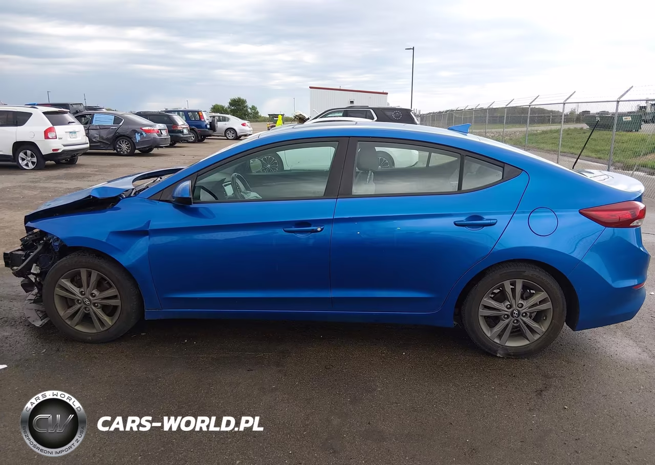 2018 Hyundai Elantra Value Edition VIN:5NPD84LF2JH382960 - 15