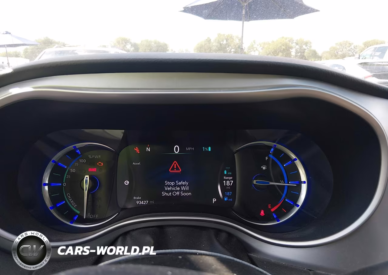 2018 Chrysler Pacifica Hybrid Touring L VIN:2C4RC1L78JR124795 - 7