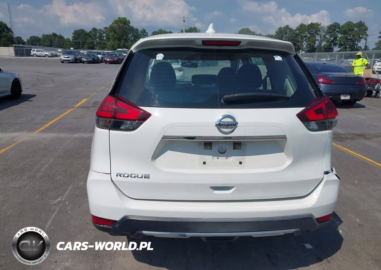 2018 Nissan Rogue S VIN:KNMAT2MT7JP521706 - 16