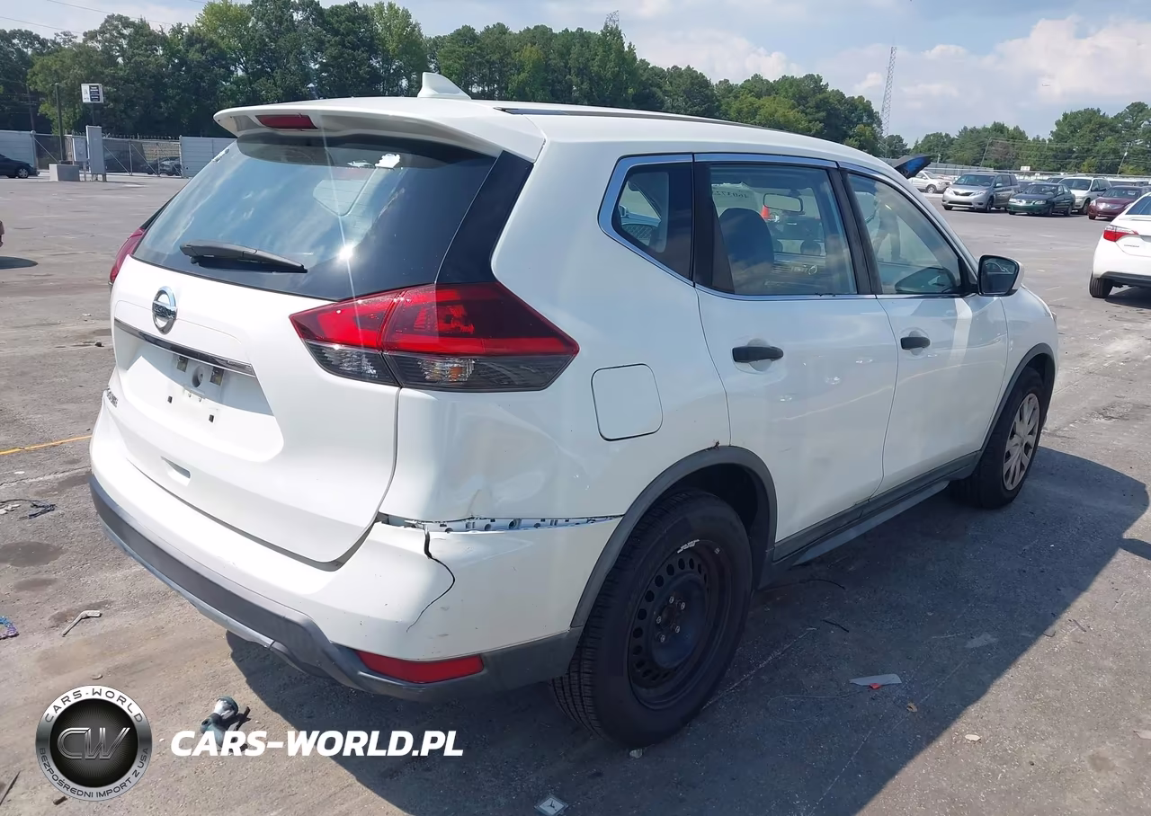 2018 Nissan Rogue S VIN:KNMAT2MT7JP521706 - 4