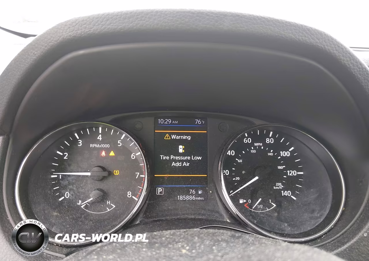 2018 Nissan Rogue S VIN:KNMAT2MT7JP521706 - 7