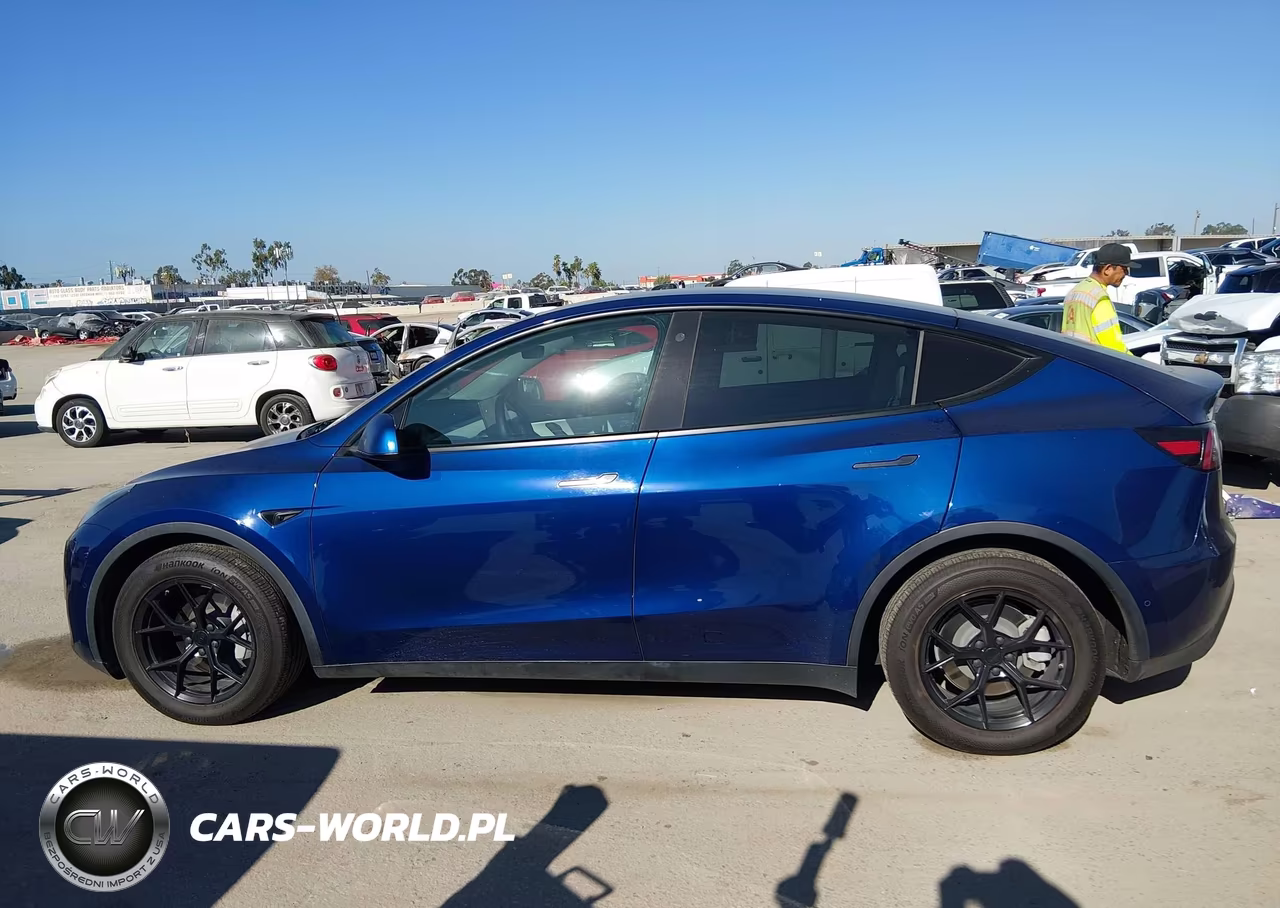 2021 Tesla Model Y Long Range Dual Motor All-Wheel Drive VIN:5YJYGDEE6MF212824 - 14