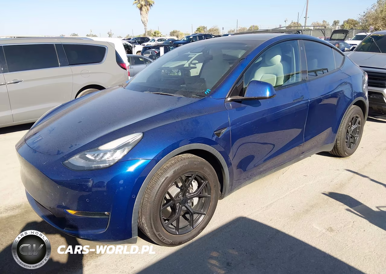 2021 Tesla Model Y Long Range Dual Motor All-Wheel Drive VIN:5YJYGDEE6MF212824 - 2