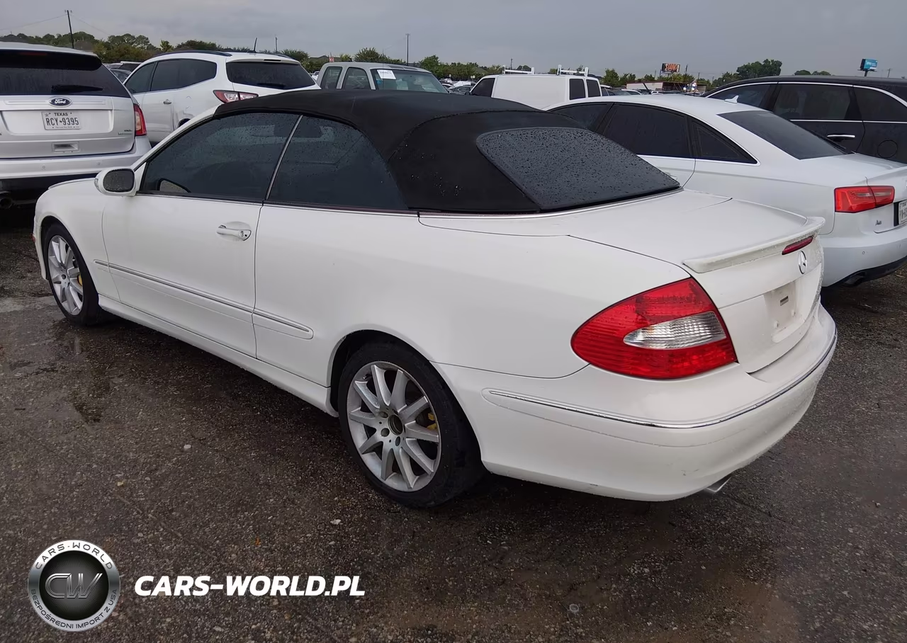 2007 Mercedes-Benz Clk 350 VIN:WDBTK56F37F229813 - 3